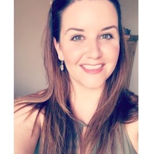 Meet your Posher, Makayla